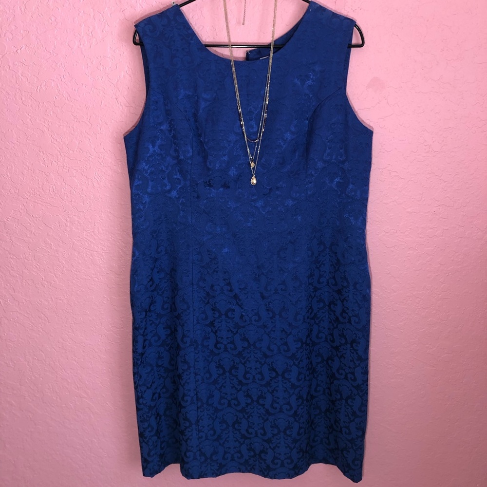 3/$15💛 NWOT Maggie Sweet Blue Brocade Dress